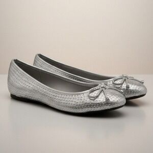 Steve Madden Cello Rhinestone Sandals - White/Silver - Size 6 - NWT